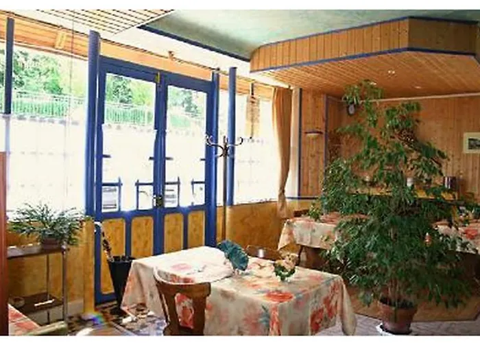 Relais Des Vosges Отель Monthureux-sur-Saone